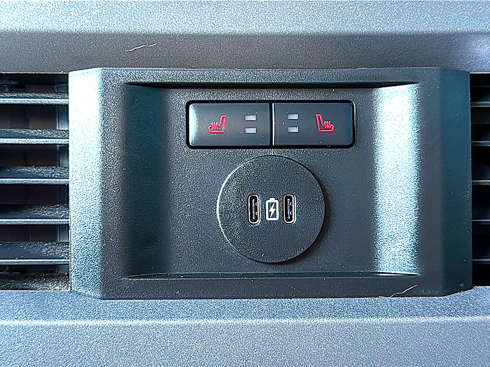 Used 2023 Ford F250 Lariat w/ Sport Appearance Package AWD/4WD image 20