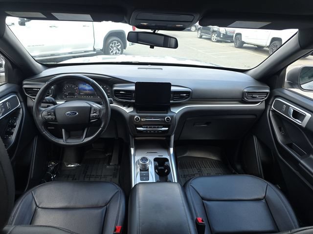 Used 2020 Ford Explorer XLT w/ Equipment Group 202A RWD image 10