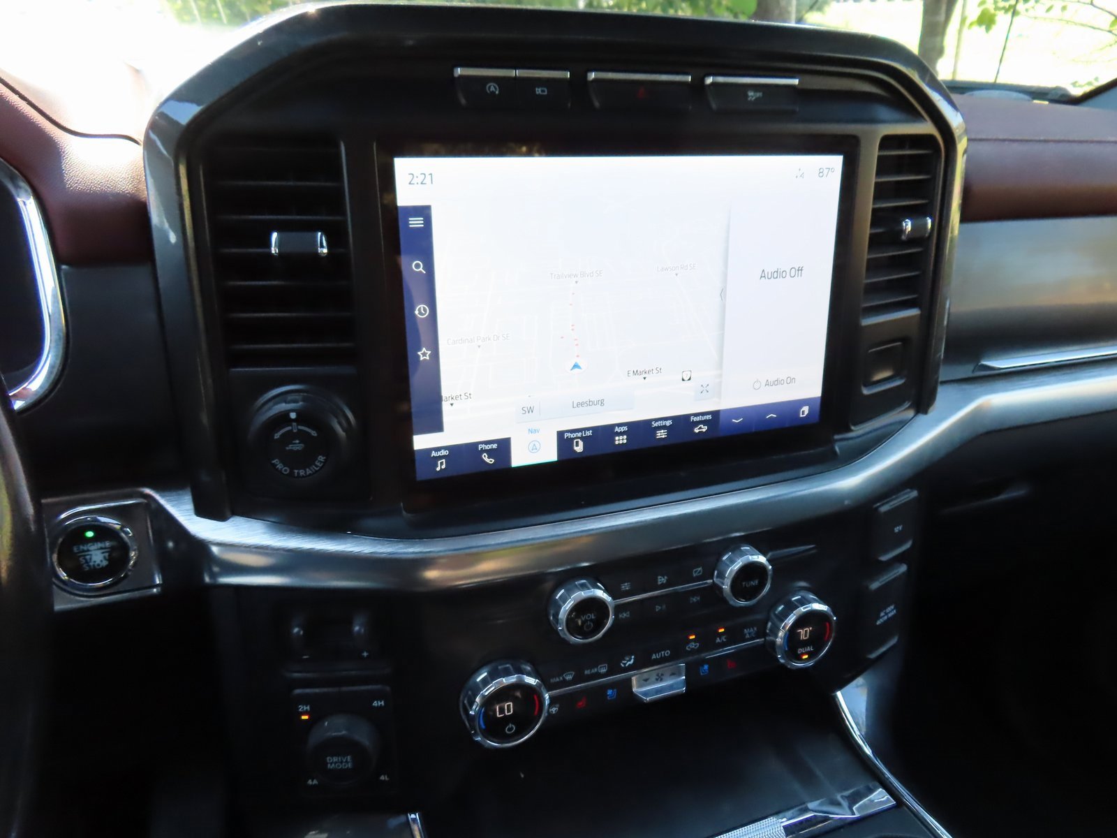 Used 2021 Ford F150 Lariat w/ Equipment Group 502A High image 24