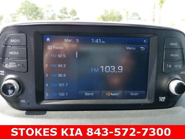 Used 2020 Hyundai Santa Fe SEL image 15