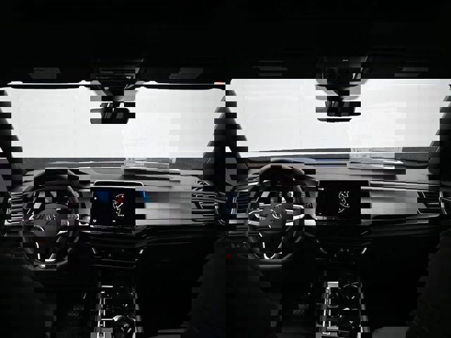 New 2026 Volkswagen Atlas Cross Sport SE image 10