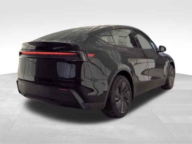 Used 2026 Tesla Model Y 2WD image 5