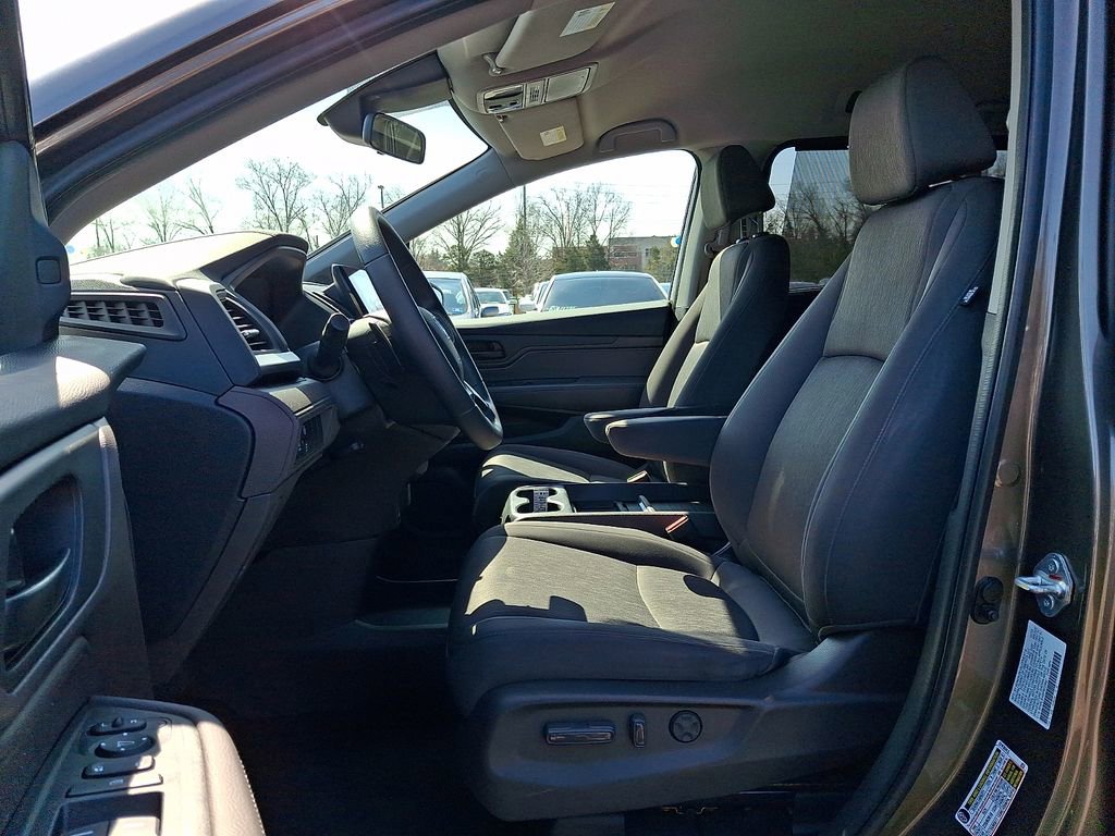 Used 2023 Honda Odyssey EX image 14