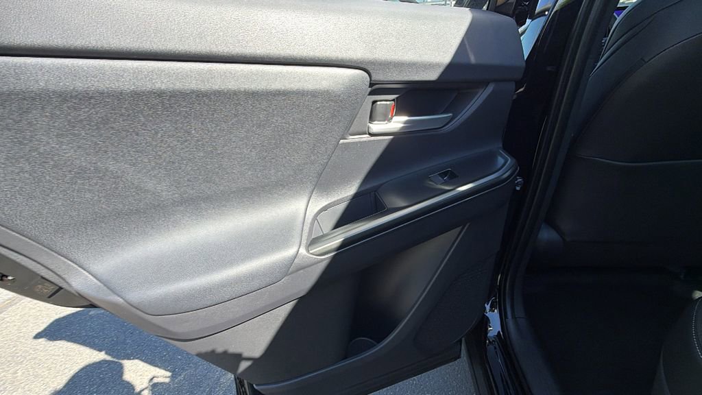 New 2026 Subaru Uncharted Premium image 14