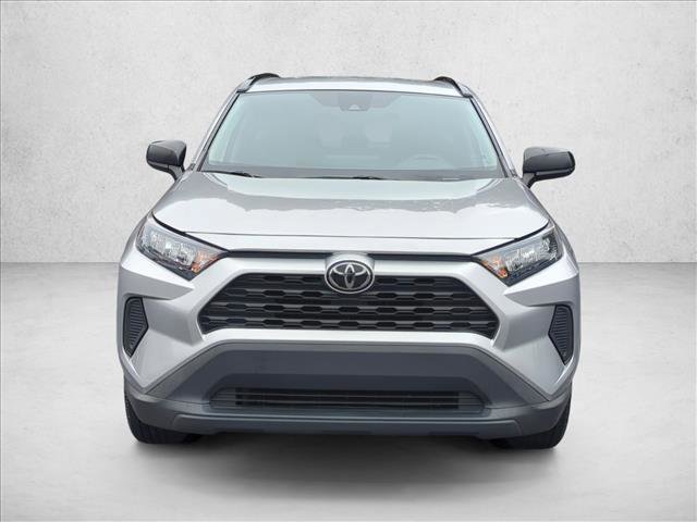 Used 2021 Toyota RAV4 LE image 2