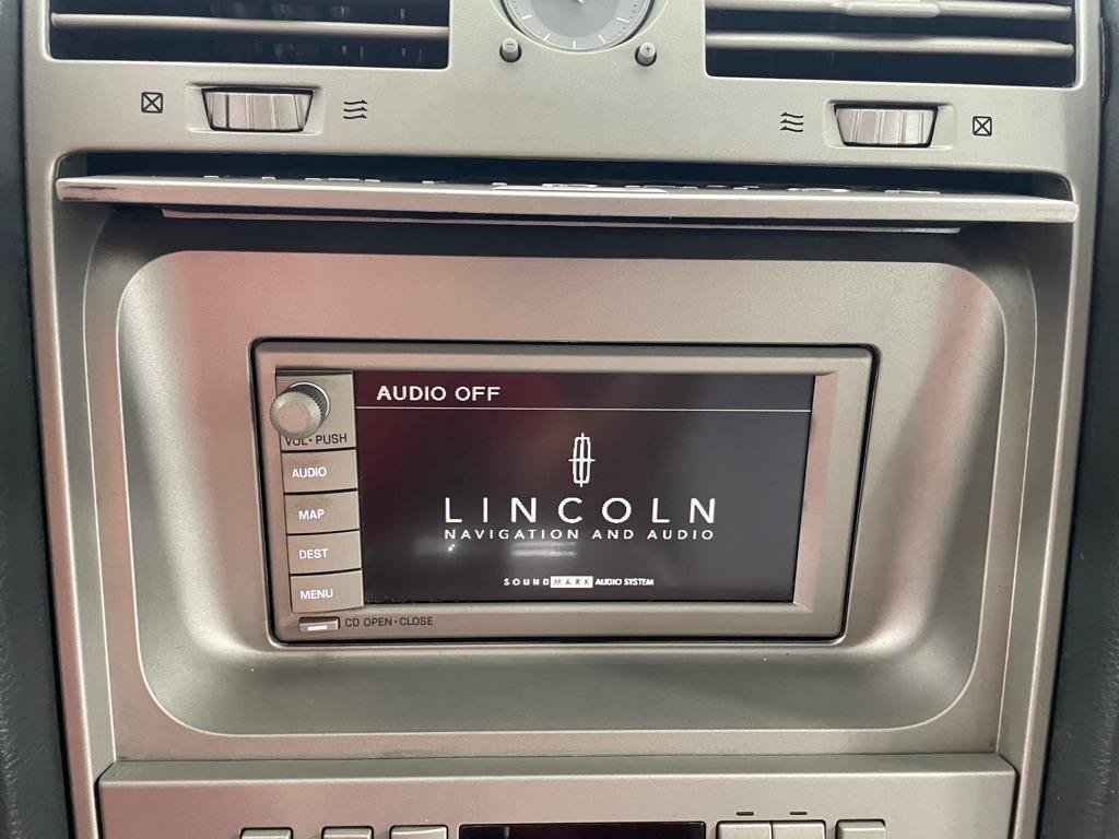 Used 2005 Lincoln Navigator Luxury AWD/4WD image 33
