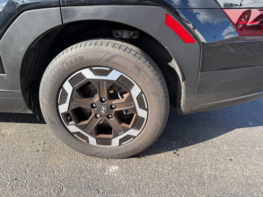 Used 2025 Hyundai Santa Fe SEL image 7