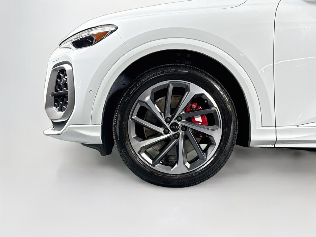 Used 2025 Audi SQ5 Premium Plus AWD/4WD image 24
