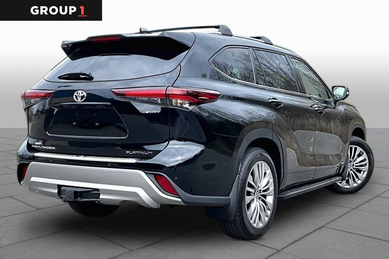 Certified 2026 Toyota Highlander Platinum AWD/4WD image 13