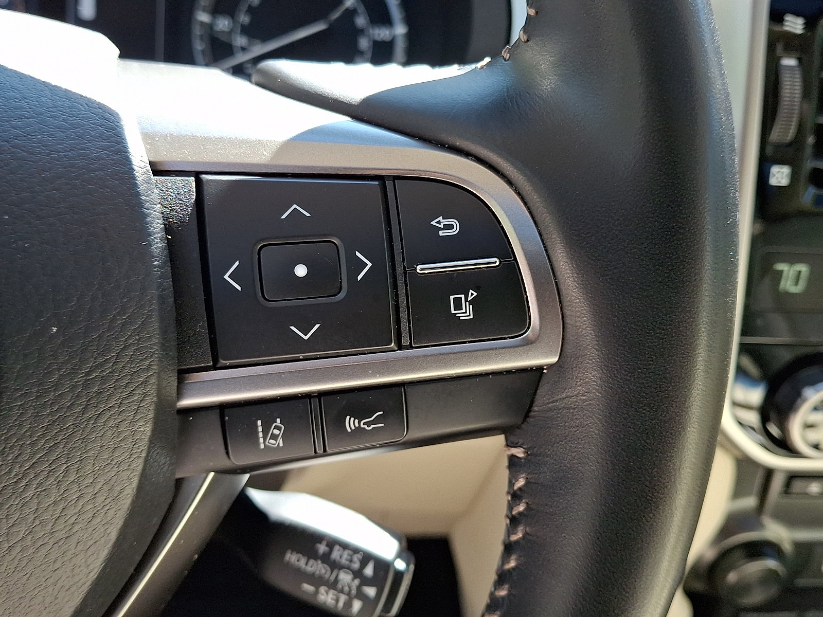 Certified 2023 Lexus GX 460 Premium w/ Premium Package AWD/4WD image 23