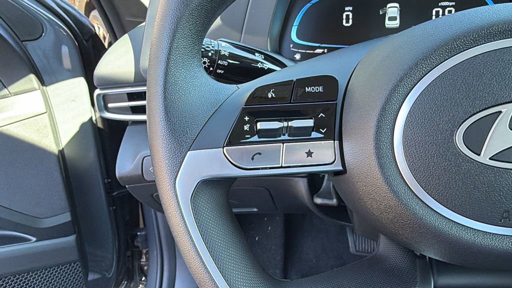 New 2026 Hyundai Elantra SE image 26