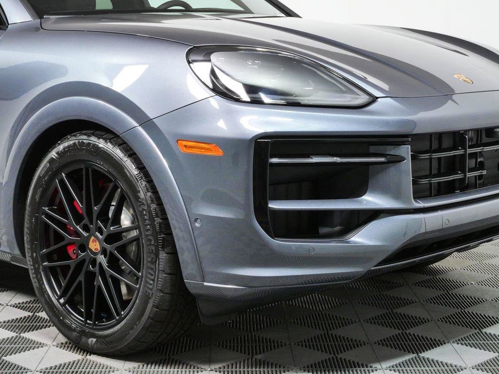 New 2026 Porsche Cayenne GTS AWD/4WD image 38