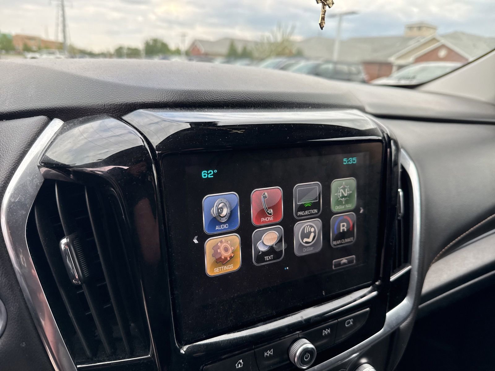 Used 2019 Chevrolet Traverse LT AWD/4WD image 19