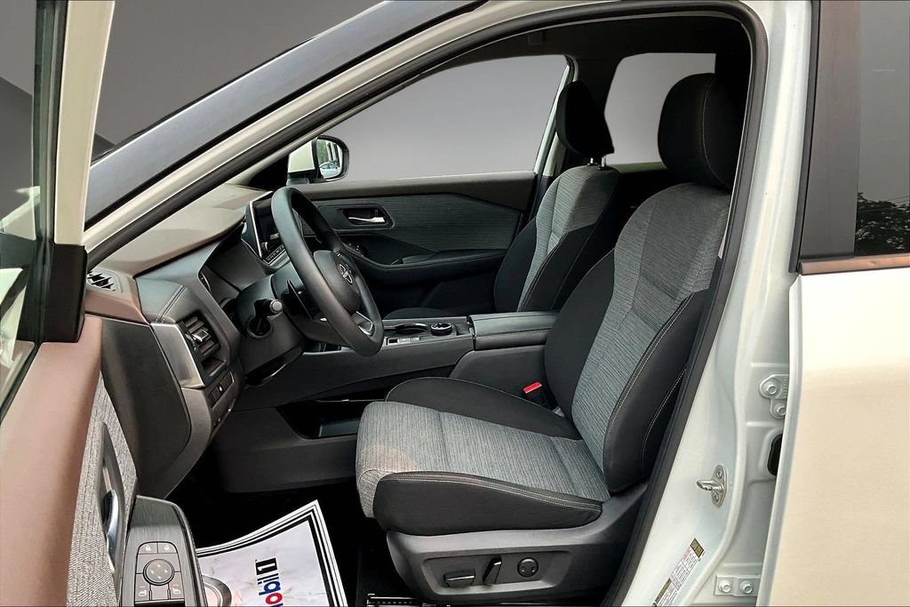 Certified 2023 Nissan Rogue SV AWD/4WD image 21