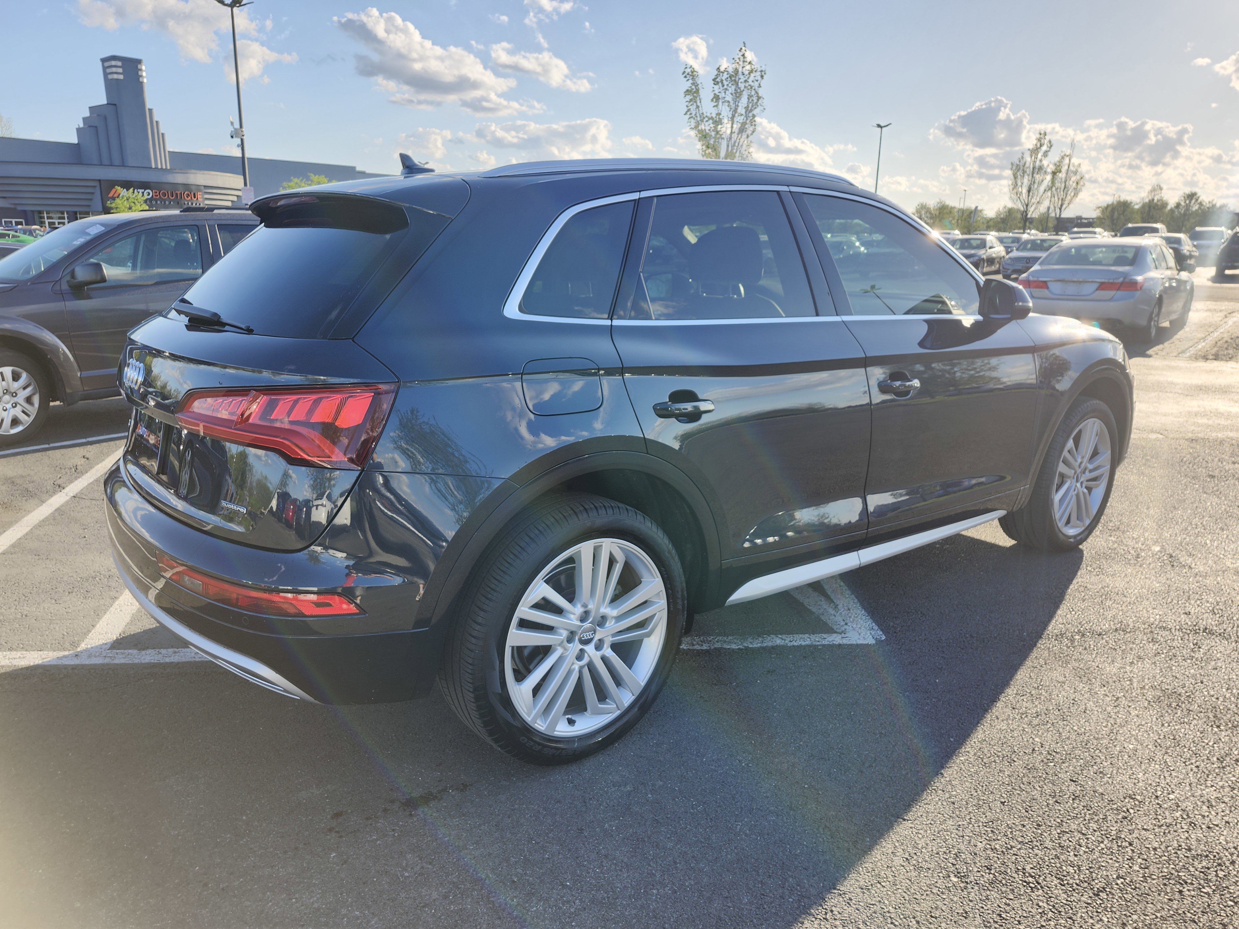 Used 2019 Audi Q5 2.0T Premium Plus w/ Premium Plus Package image 19