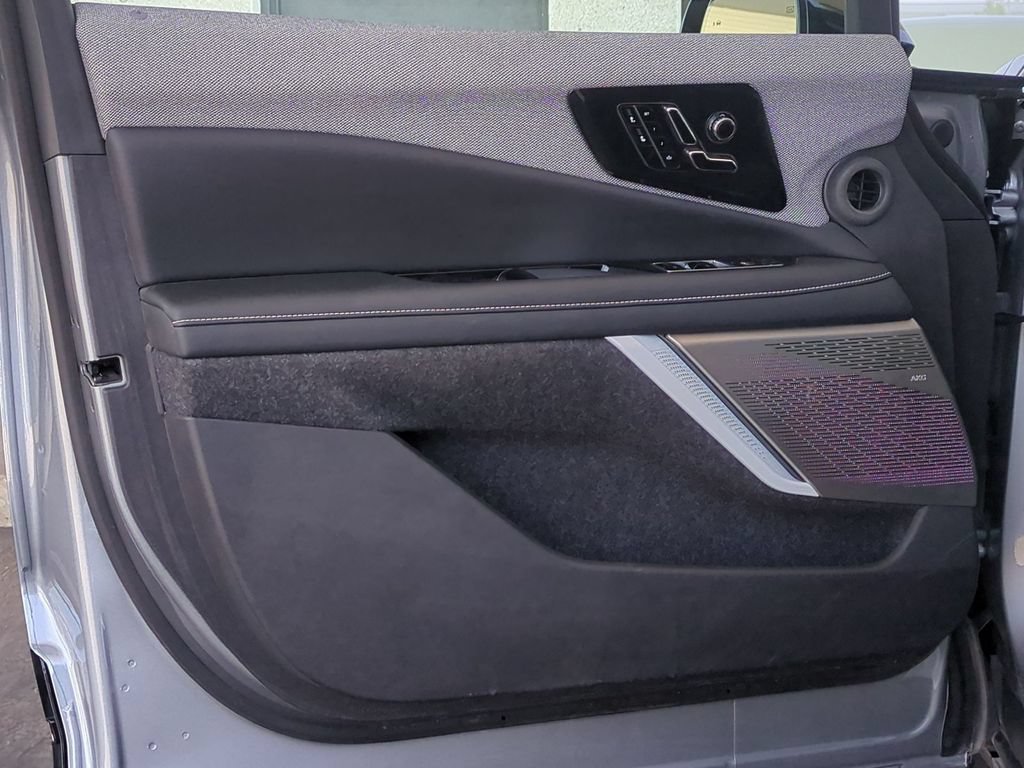 Used 2026 Cadillac Optiq Luxury 1 RWD image 26