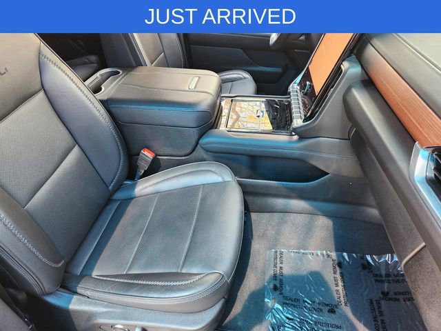 Used 2025 GMC Yukon XL Denali AWD/4WD image 20