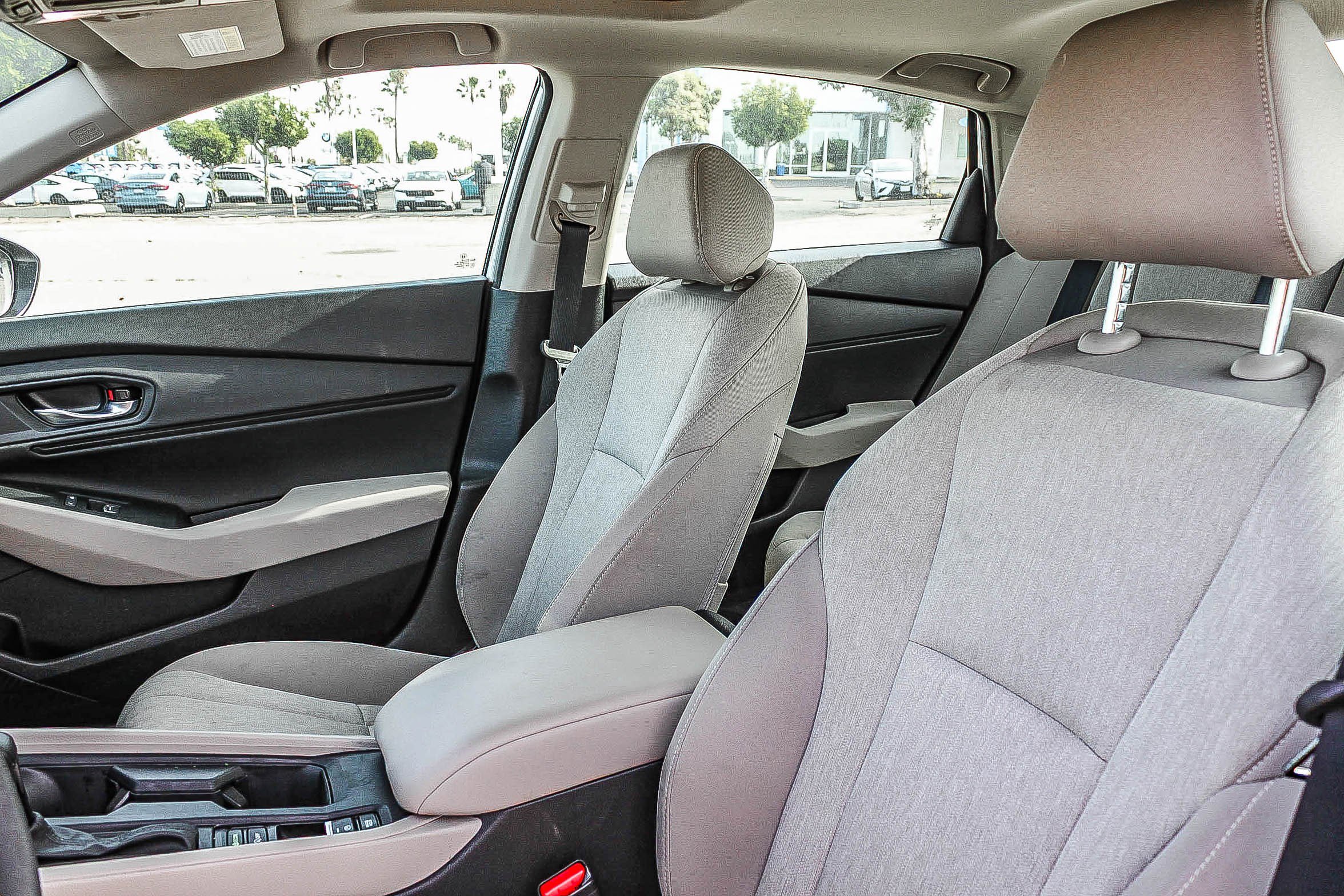 Used 2025 Honda Accord SE image 19