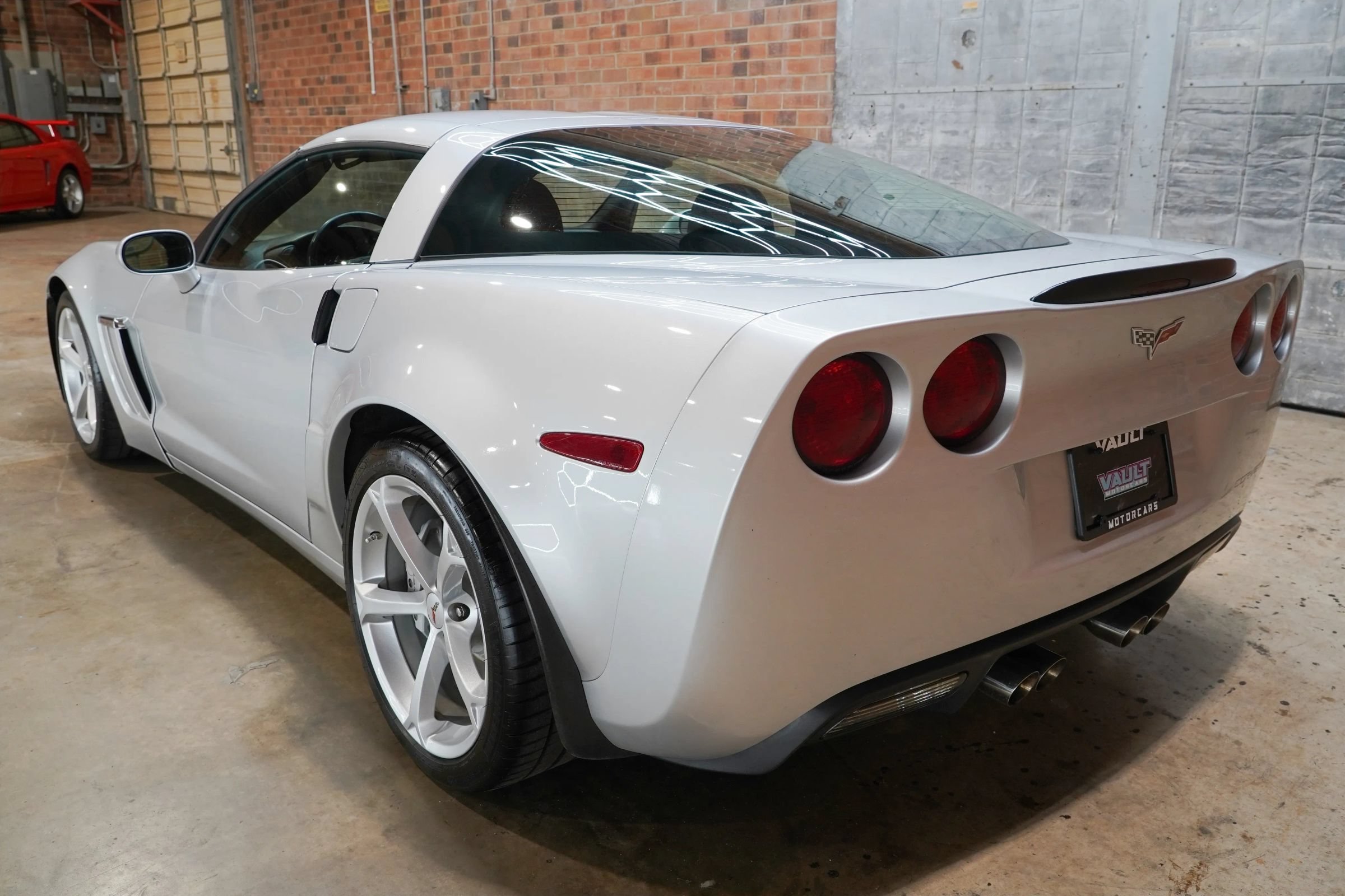 Used 2010 Chevrolet Corvette Grand Sport w/ Preferred Equipment Group RWD image 19