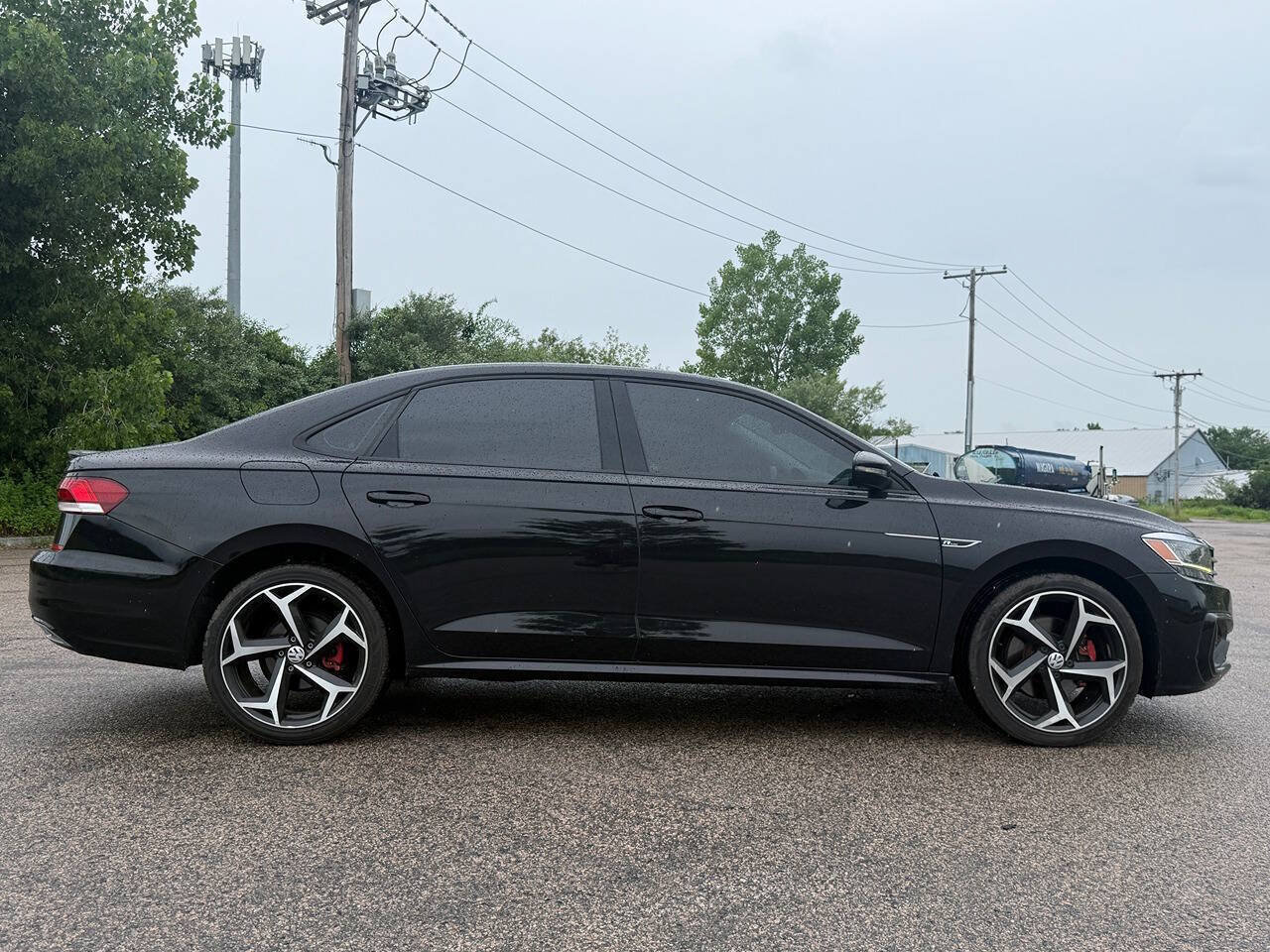 Used 2020 Volkswagen Passat 2.0T R-Line FWD image 6
