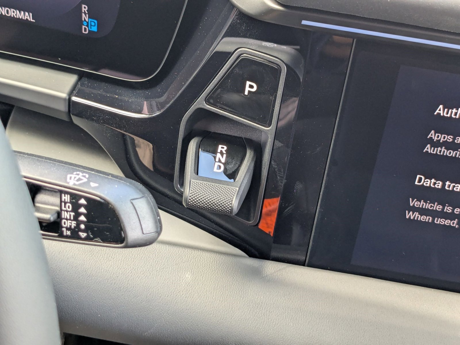 New 2025 Porsche Macan Turbo Electric image 22