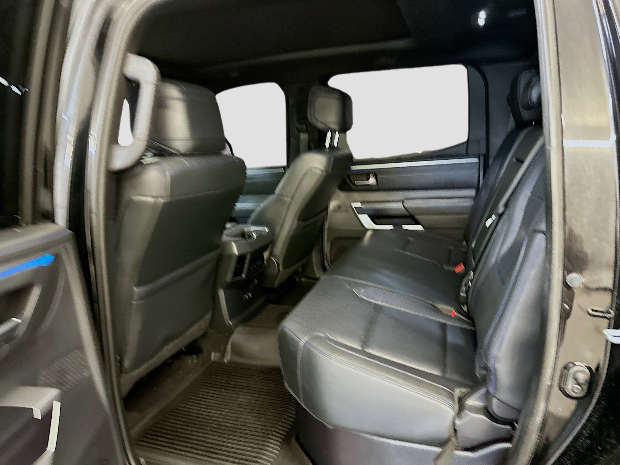 Used 2022 Toyota Tundra Platinum w/ Advanced Package AWD/4WD image 30