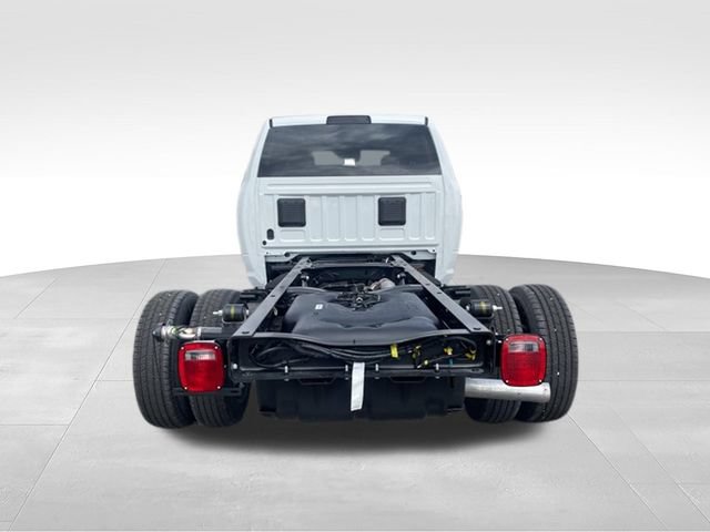 New 2026 RAM 3500 Tradesman w/ Chrome Appearance Group A AWD/4WD image 12