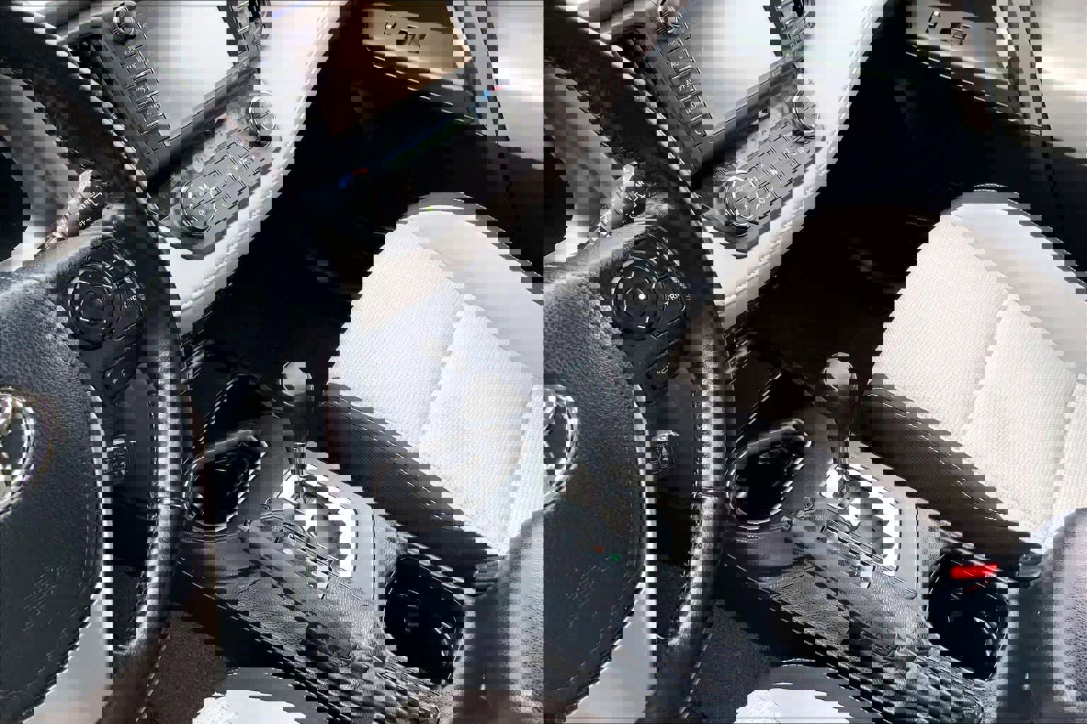 Used 2018 Toyota RAV4 XLE FWD image 16