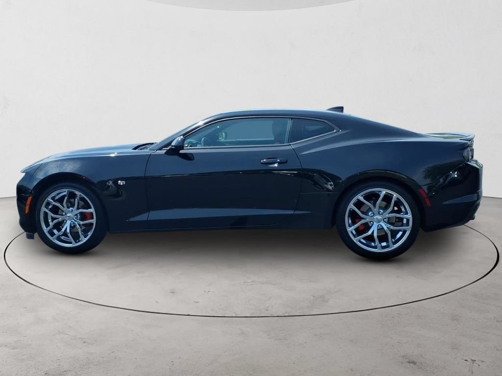 Used 2019 Chevrolet Camaro LT w/ RS Package RWD image 8