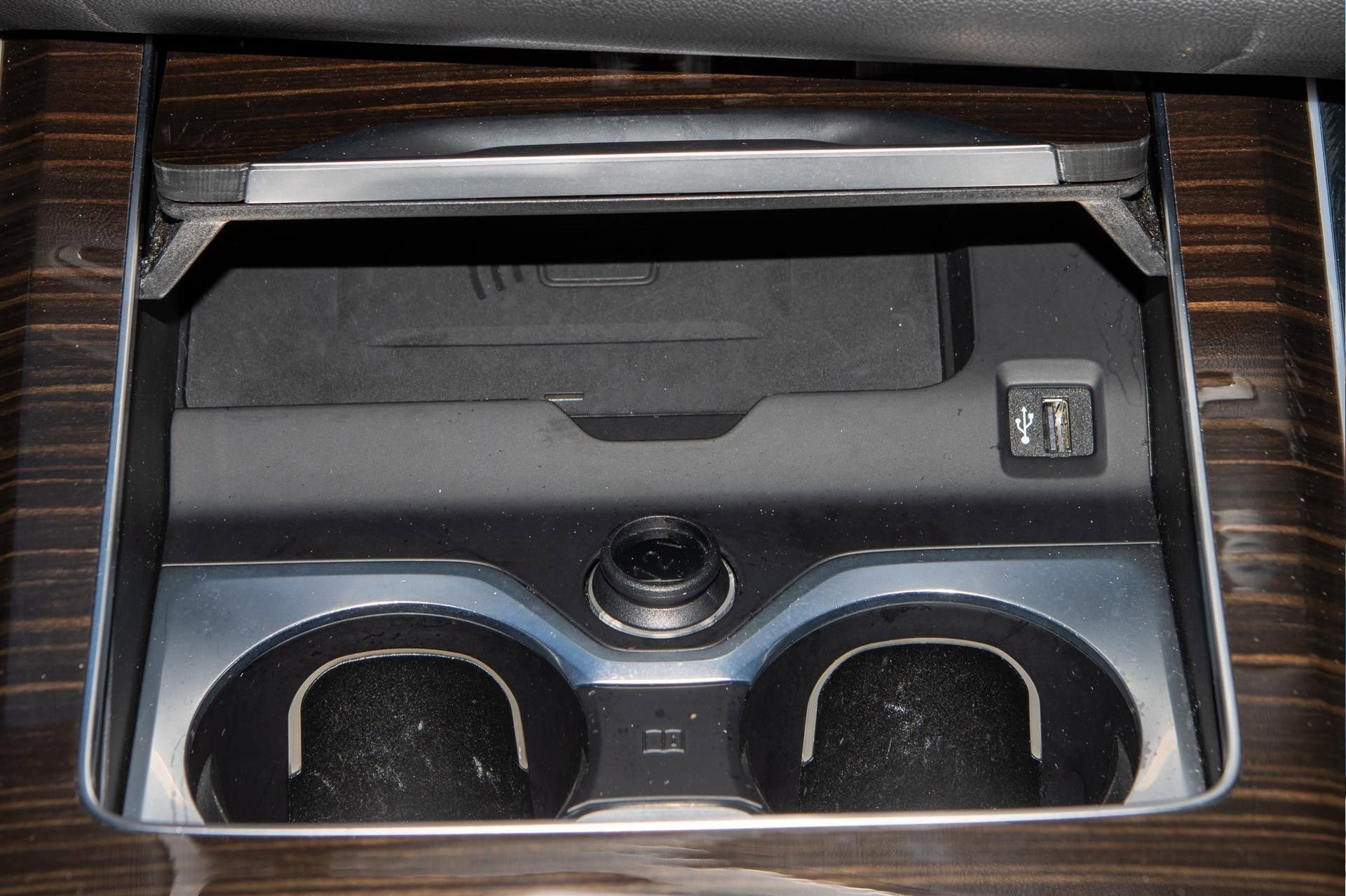 Used 2024 BMW X7 xDrive40i w/ Executive Package image 27