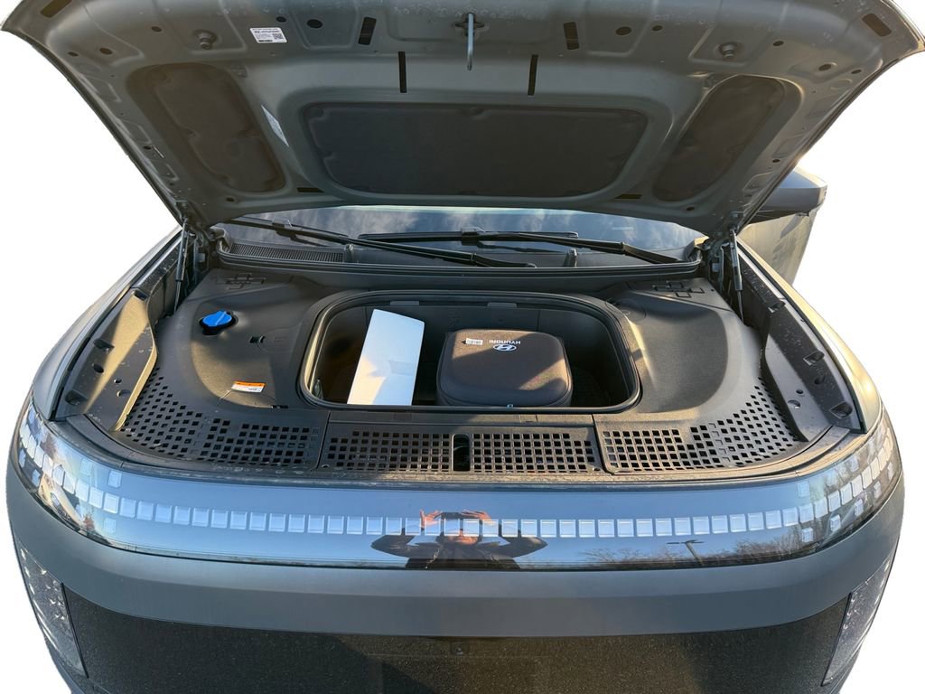 New 2026 Hyundai Ioniq 9 Limited image 23