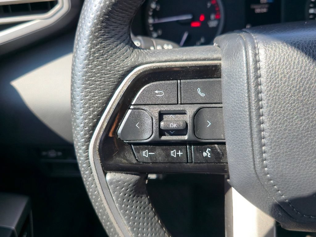 Used 2023 Toyota Tundra Limited w/ Power Package AWD/4WD image 19