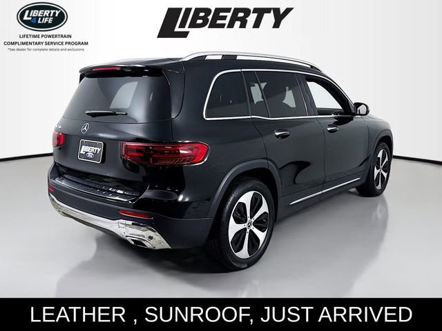 Used 2025 Mercedes-Benz GLB 250 GLB 250 w/ Exclusive Package image 7