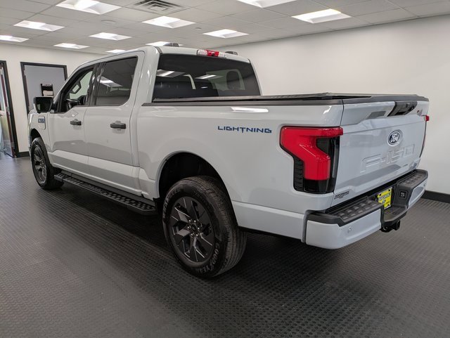Used 2024 Ford F150 Lightning XLT image 6