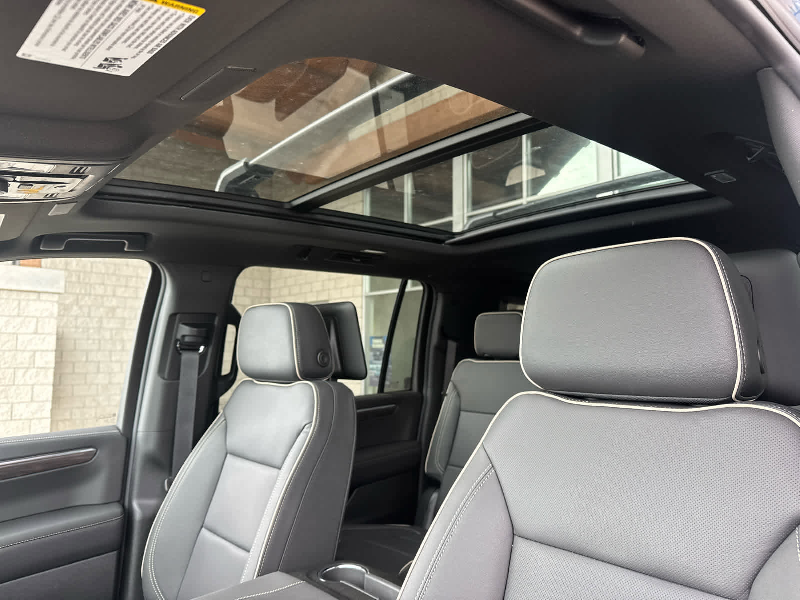 New 2026 Chevrolet Suburban Premier image 33