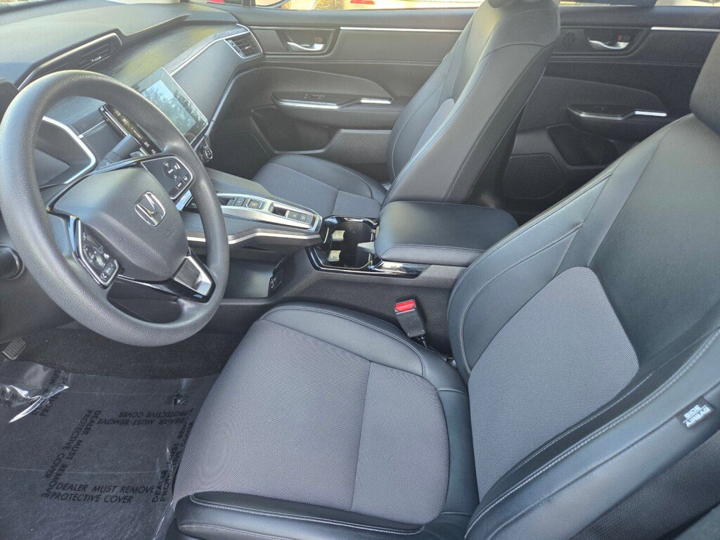 Certified 2018 Honda Clarity Plug-In Hybrid image 22