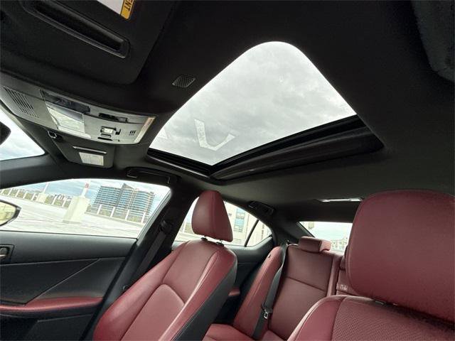 Certified 2023 Lexus IS 300 w/ Comfort Package image 22