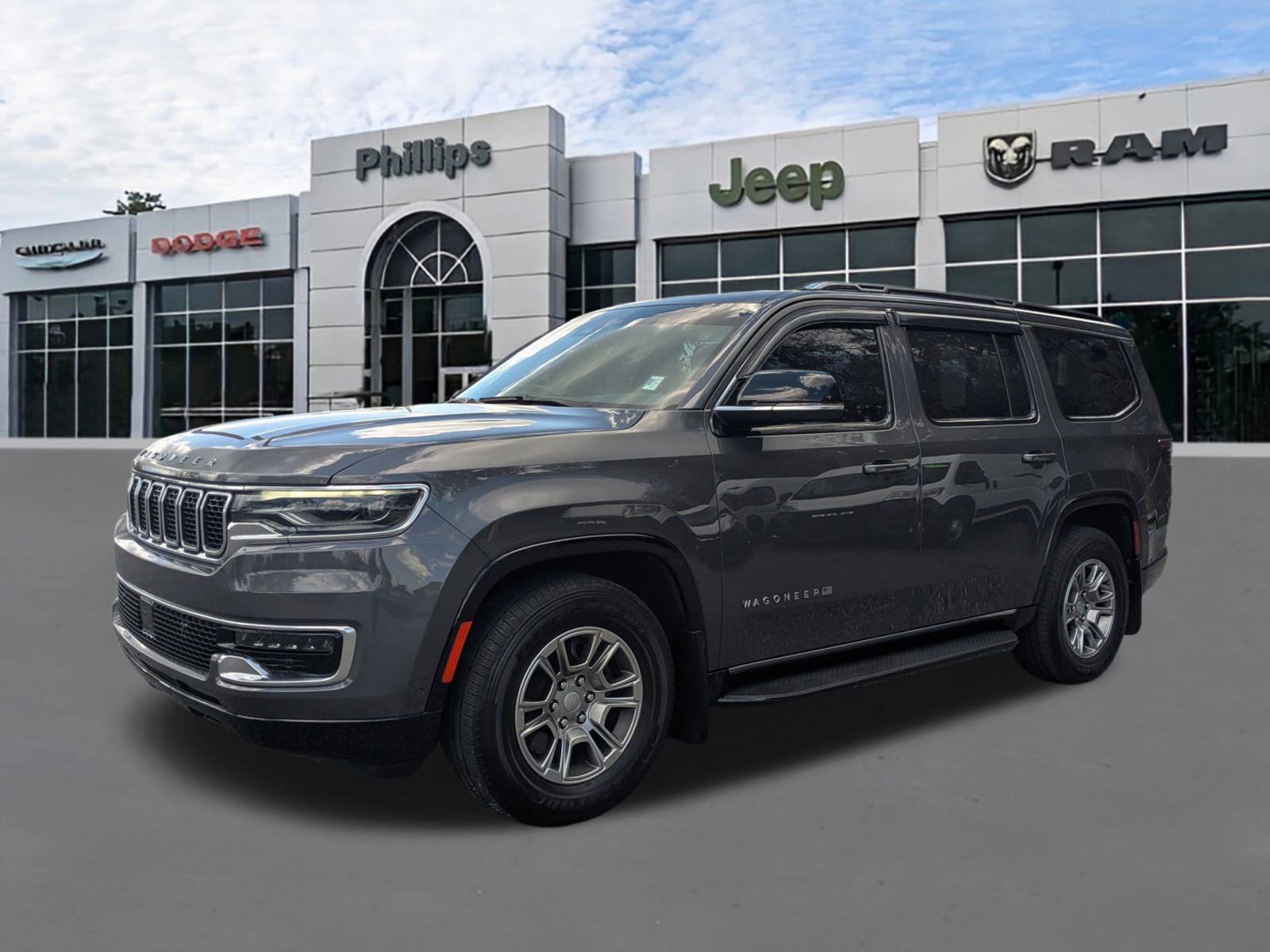 Used 2023 Jeep Wagoneer 2WD w/ Mopar Step-Up Package image 7