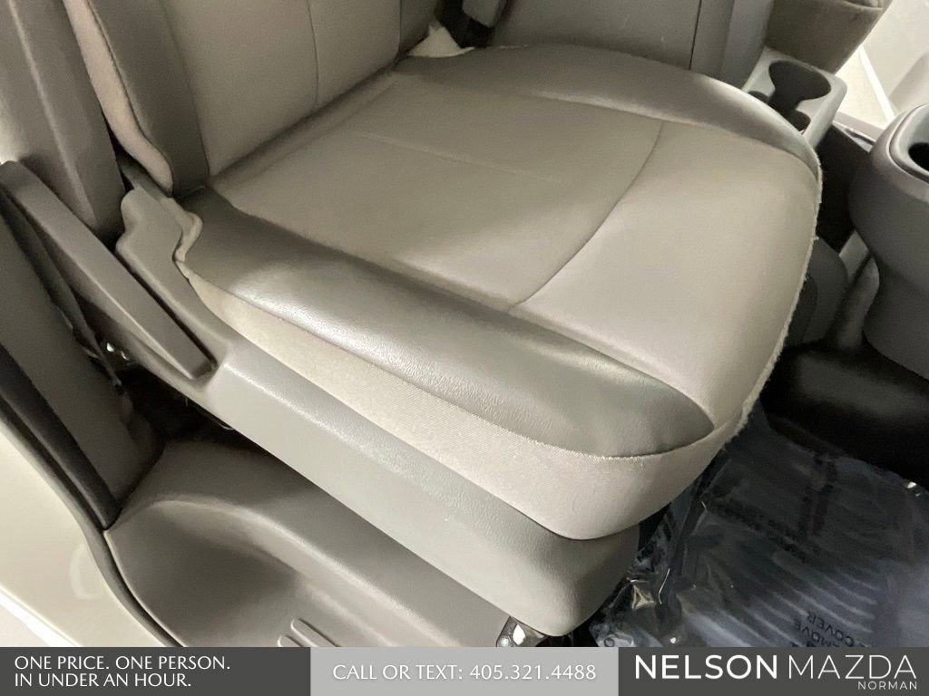 Used 2021 Nissan NV 2500 SV w/ Navigation Package image 23