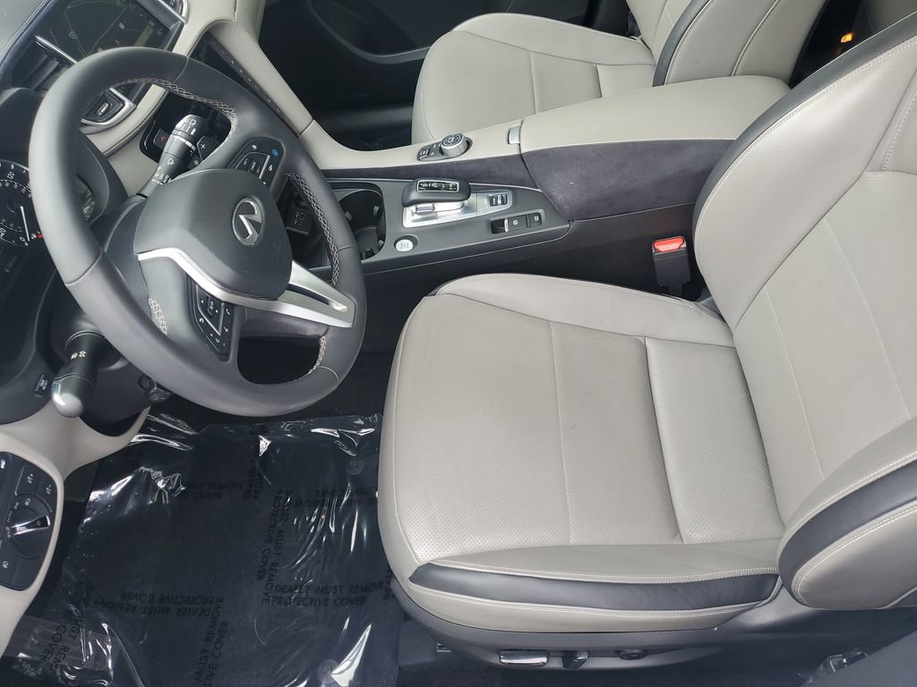 Used 2023 INFINITI QX50 Sensory w/ Accent Package image 19