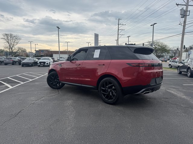 Used 2023 Land Rover Range Rover Sport SE AWD/4WD image 3