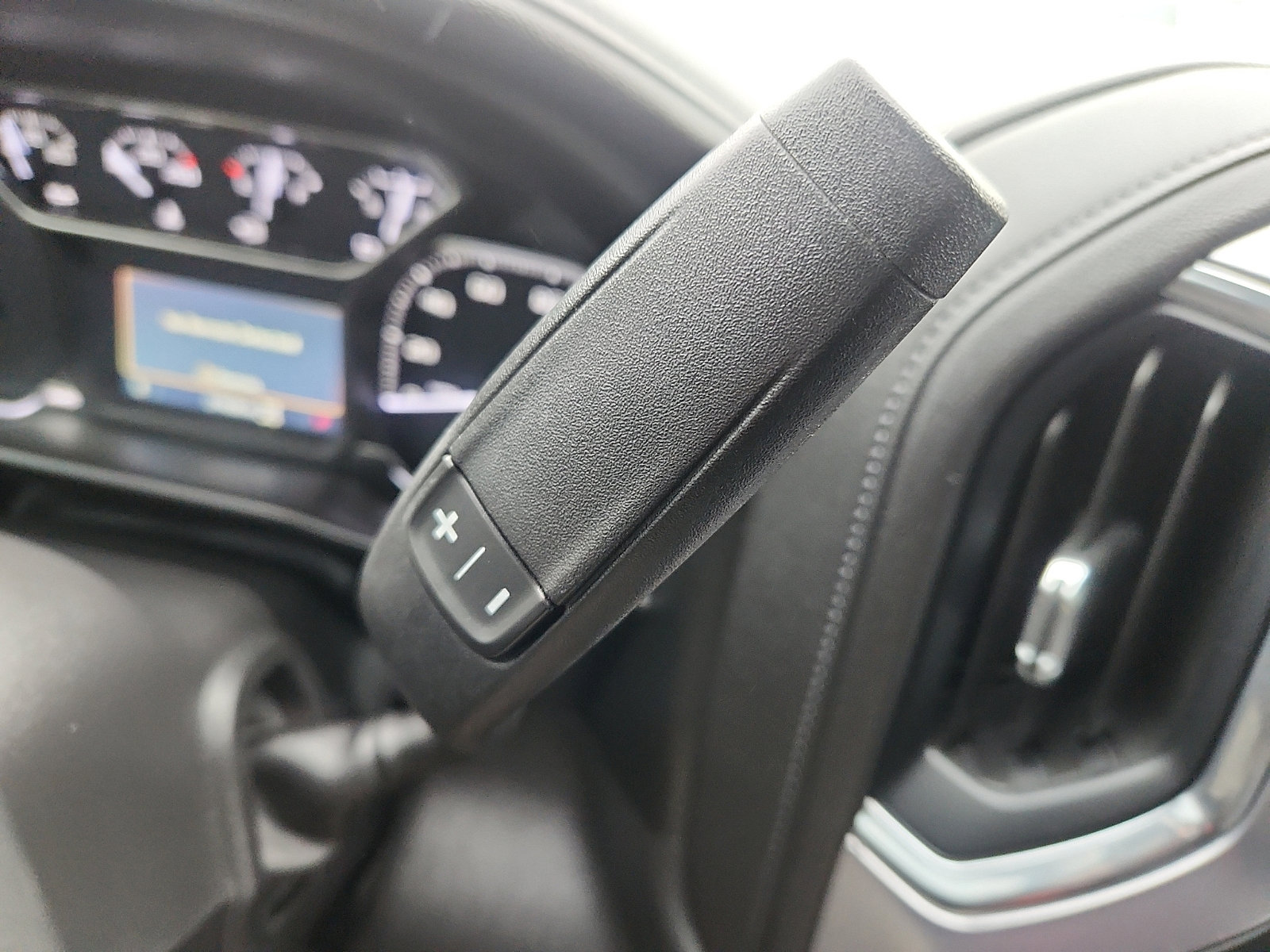 Used 2021 GMC Sierra 1500 Elevation image 15