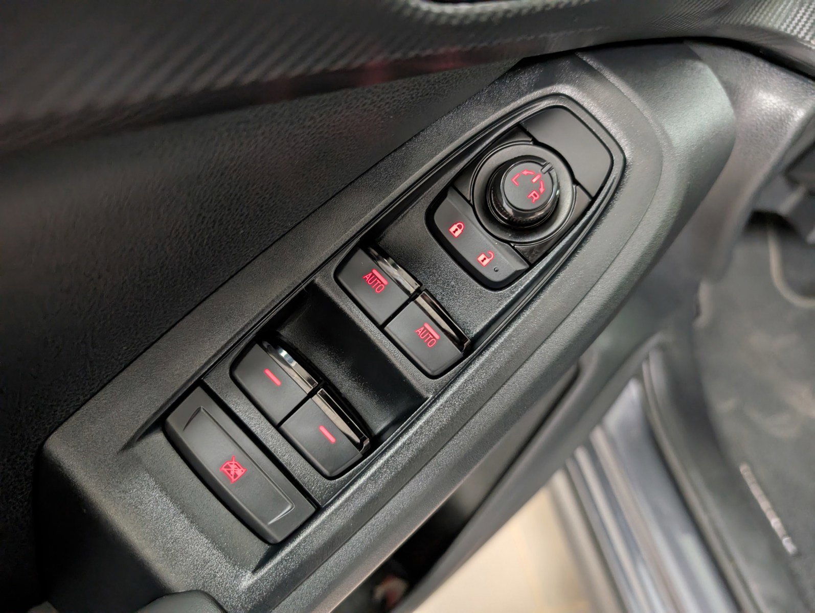 Certified 2025 Subaru Crosstrek 2.0i Premium image 26