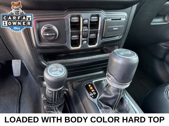 Used 2023 Jeep Wrangler Unlimited Sahara w/ Cold Weather Group AWD/4WD image 9