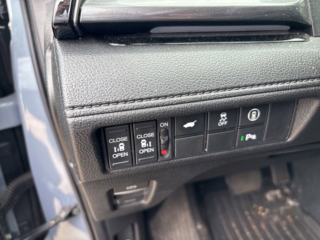 Used 2023 Honda Odyssey Elite image 14