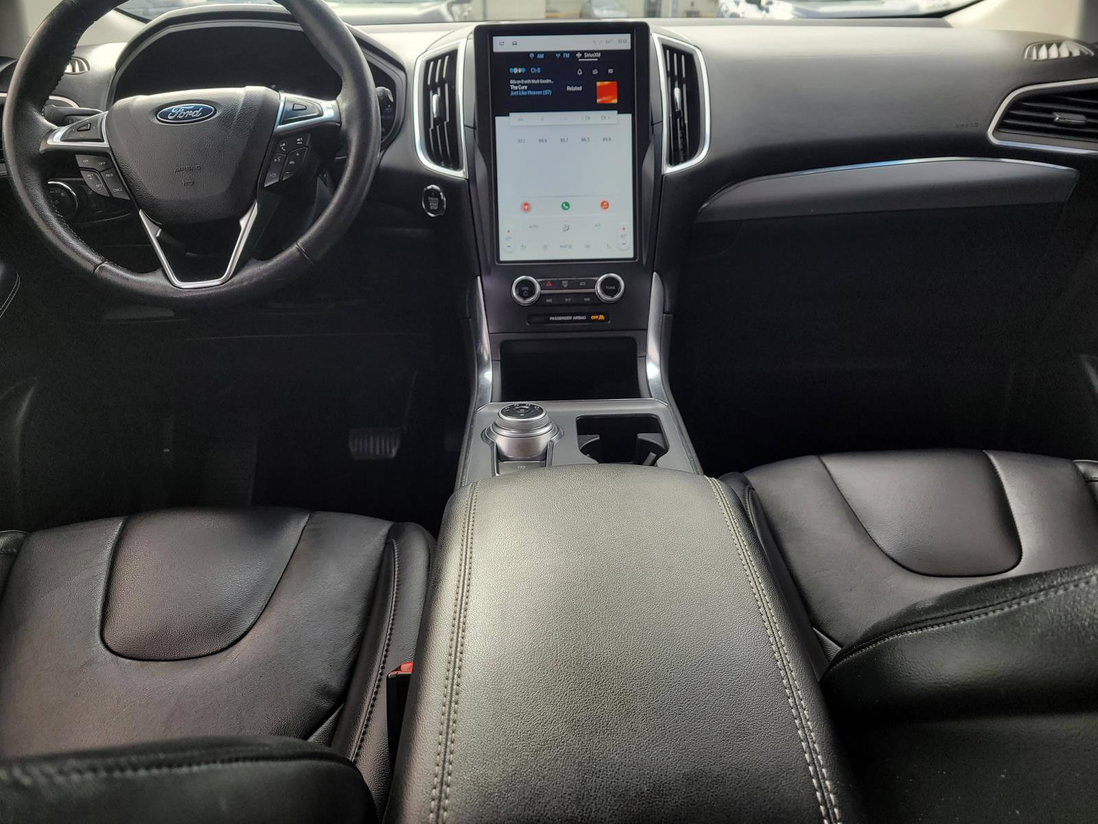 Used 2022 Ford Edge Titanium AWD/4WD image 17