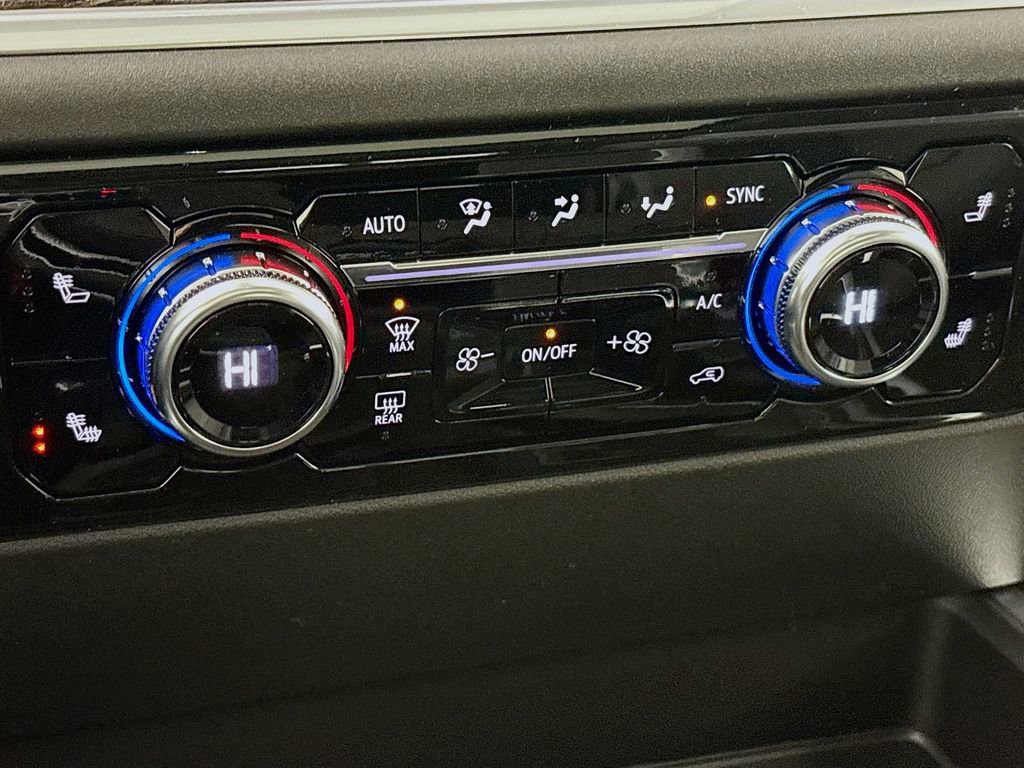 New 2026 GMC Sierra 1500 Elevation w/ Elevation Premium Package image 16