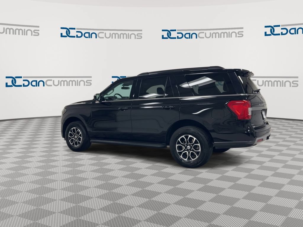 Used 2024 Ford Expedition XLT AWD/4WD image 6
