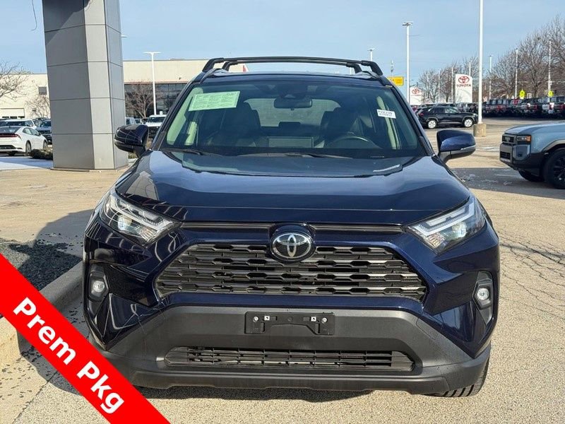 Used 2022 Toyota RAV4 XLE Premium w/ Carpet Mat Package (TMS) image 9