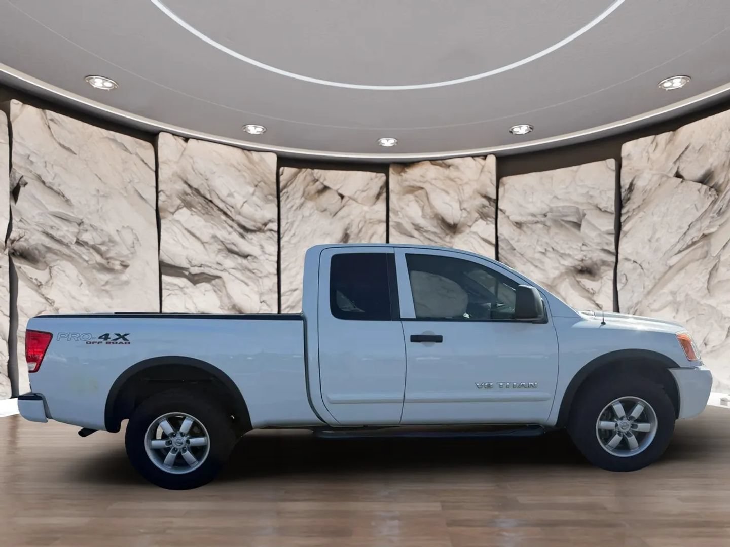 Used 2012 Nissan Titan SV AWD/4WD image 4